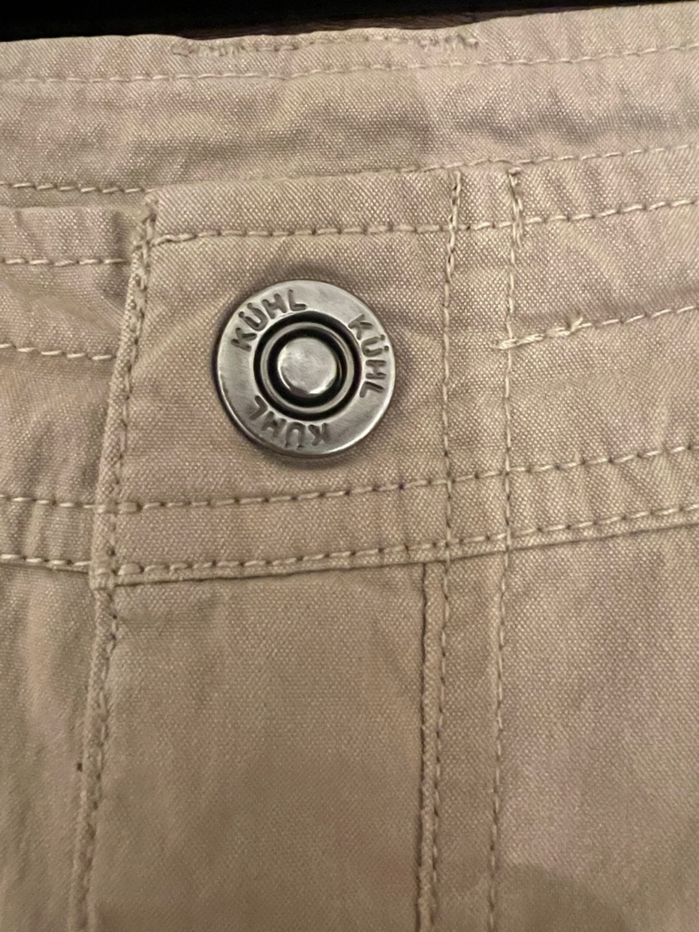 KÜHL Khaki Shorts – Good Condition women’s size 12 - Picture 6 of 11